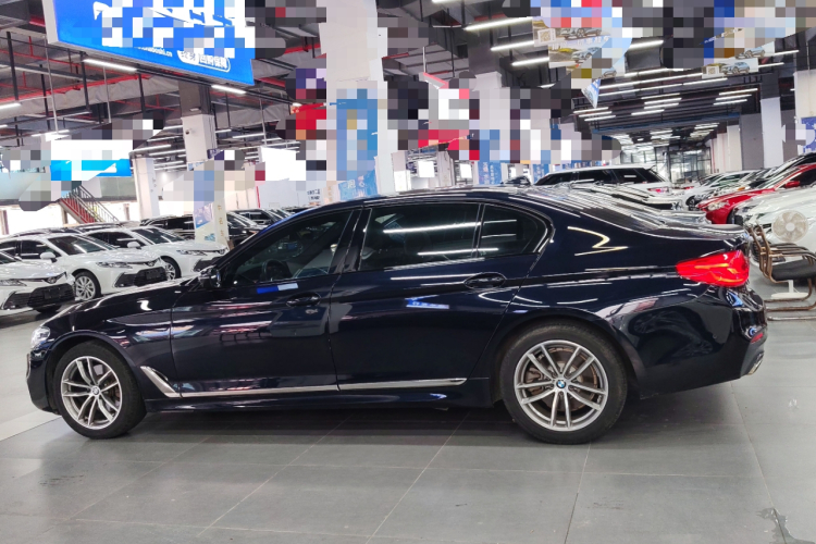 宝马5系 2019款 525Li M运动套装车身外观6003