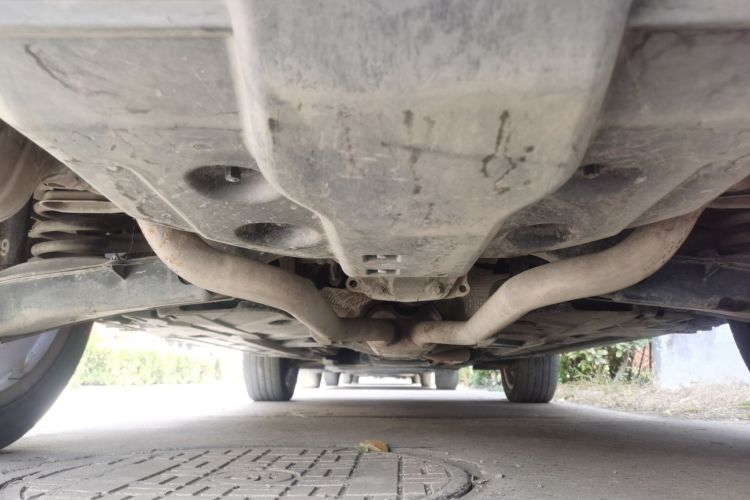 奔驰GLK级 2015款 GLK 260 4MATIC 动感型 极致版局部细节9009