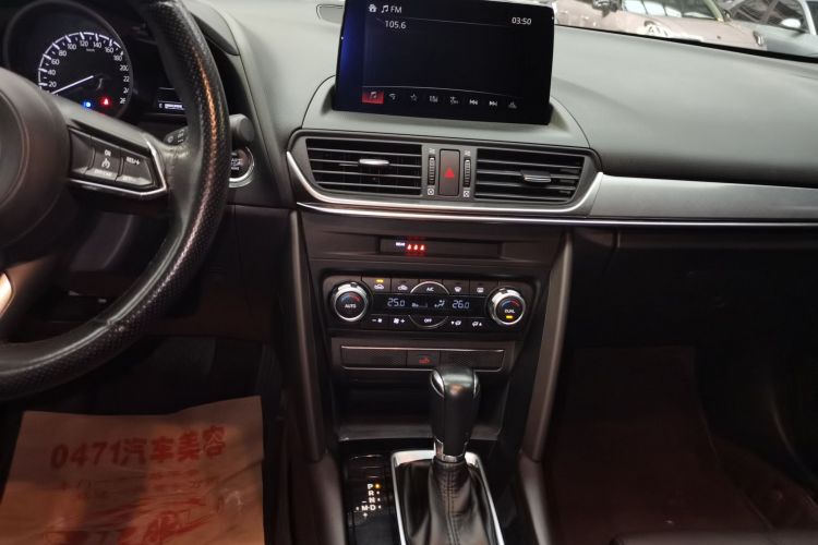 马自达CX-4 2020款 2.0L 自动两驱蓝天品位版中控内饰16