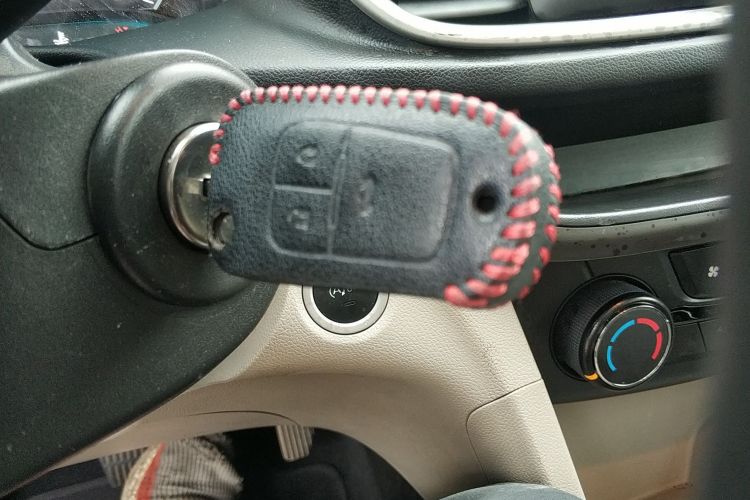 别克 英朗 2017款 15N 自动精英型中控内饰11