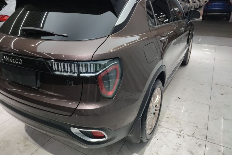 领克01 2017款 2.0T 两驱型Pro版车身外观6006