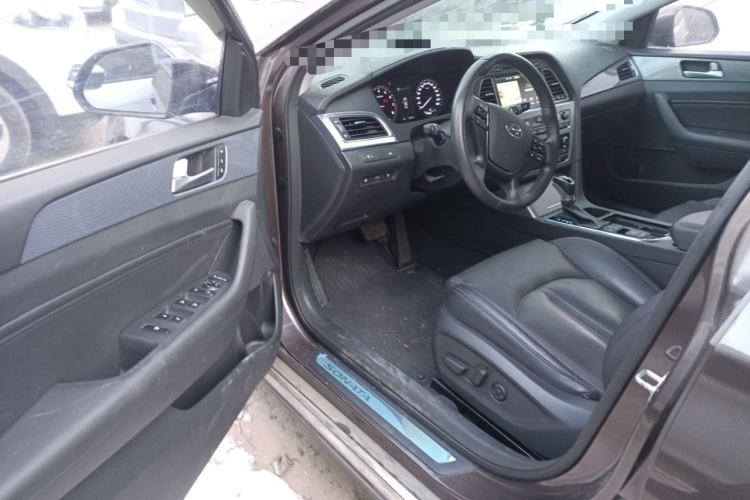 现代 索纳塔 2015款 2.4L TOP旗舰型中控内饰7003