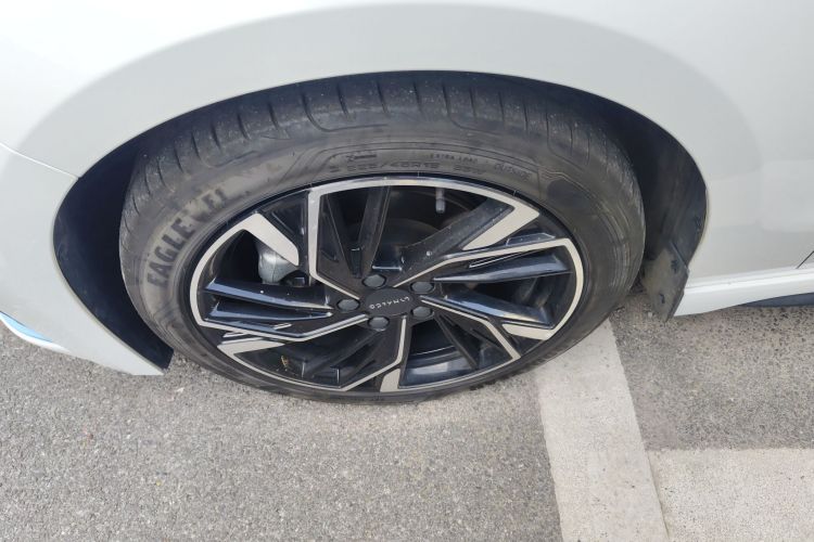 领克03 2023款 2.0TD DCT王者荣耀定制版车身外观6007