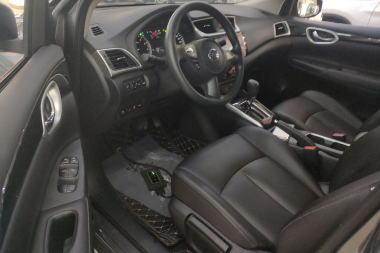 日产 轩逸 2022款 经典 1.6XL CVT豪华版中控内饰19