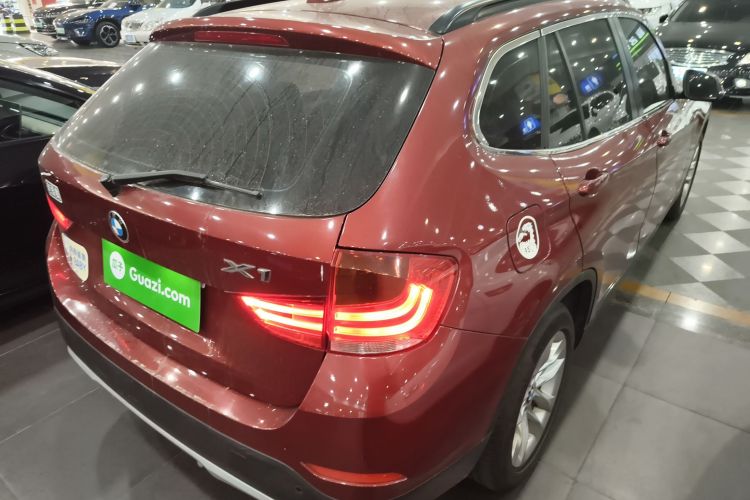 宝马X1 2014款 sDrive18i 领先型车身外观7