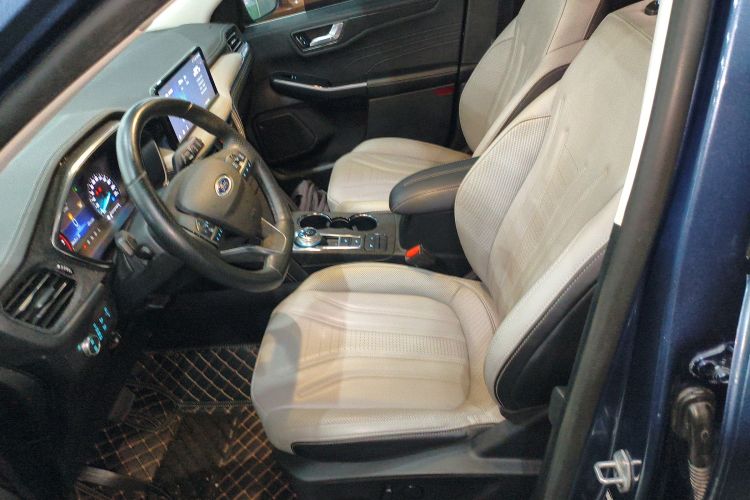 福特 锐际 2020款 EcoBoost 245 两驱耀享款局部细节19