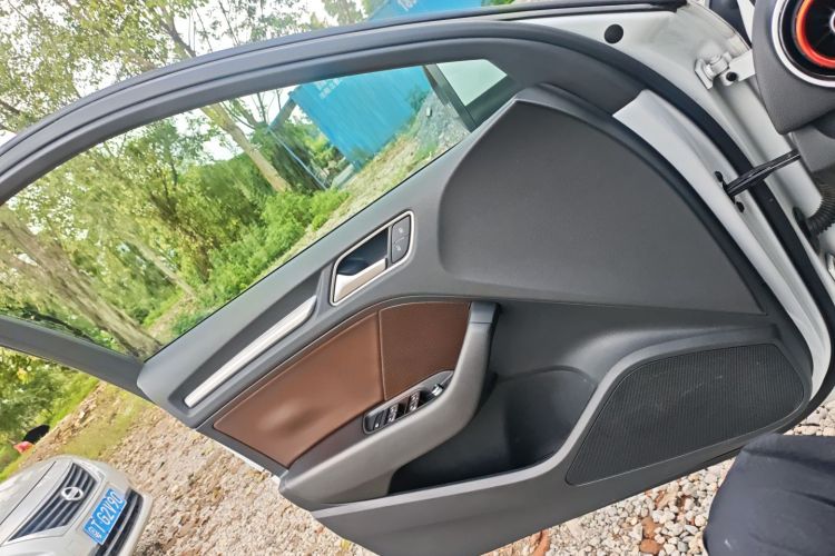 奥迪A3 2015款 Limousine 40 TFSI 自动舒适型中控内饰7007