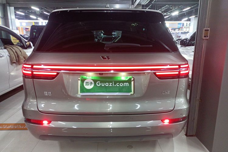 理想汽车 理想ONE 2021款 增程6座版车身外观6