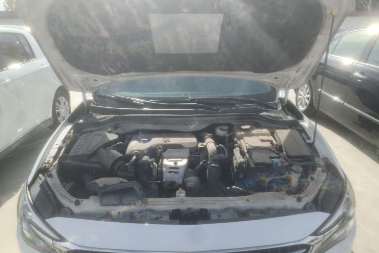 别克 英朗 2018款 15T 双离合精英型 国V机舱底盘24