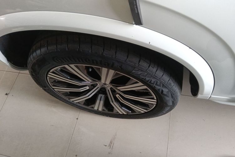 沃尔沃XC90 2021款 B5 智行豪华版 5座车身外观6008