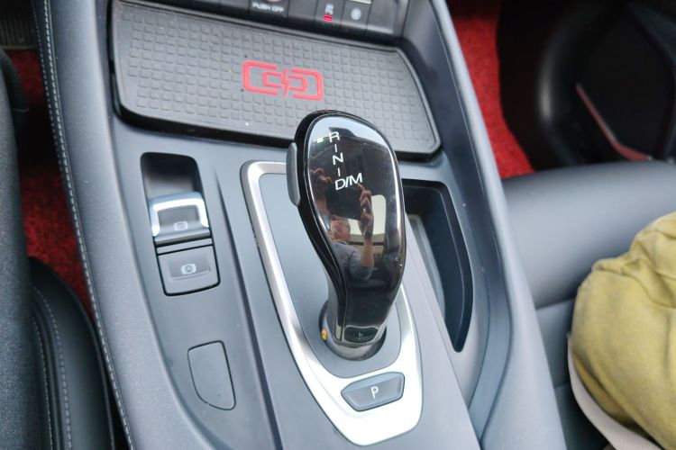 哈弗F7 2019款 1.5T 两驱i型 国VI中控内饰18