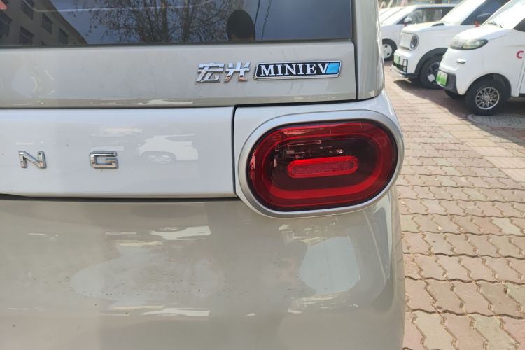 五菱汽车 宏光MINIEV 2024款 第三代 215km 青春版车身外观6006