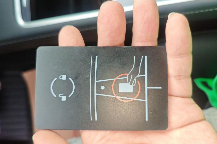 特斯拉 Model Y 2022款 改款 后轮驱动版中控内饰7001