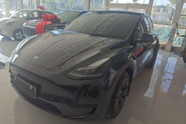 特斯拉 Model Y 2024款 后轮驱动版车身外观1