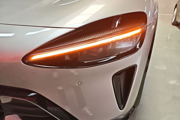 小米汽车 小米YU7 2025款 超长续航后驱版局部细节36