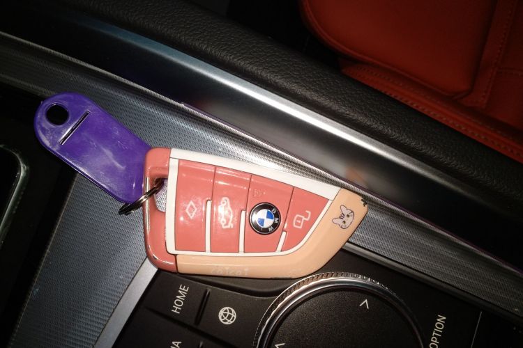 宝马Z4 2023款 sDrive 25i M运动曜夜套装中控内饰11