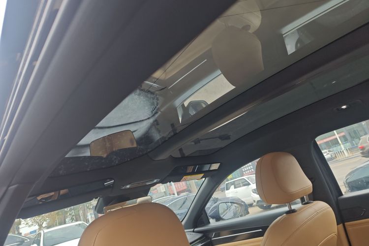 吉利银河 银河L6 2023款 125km 星舰中控内饰22