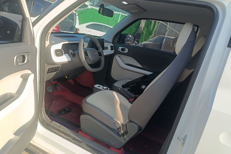 吉利银河 2025款 210km 熊猫卡丁中控内饰20