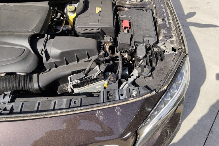 奔驰GLA 2015款 GLA 220 4MATIC 时尚型机舱底盘26