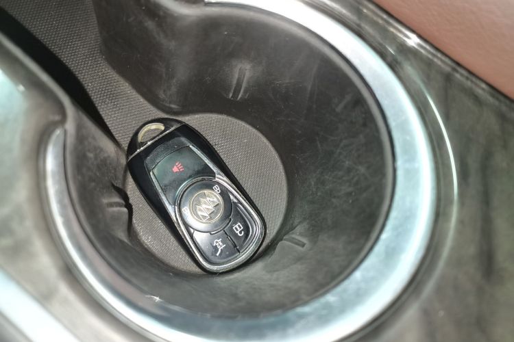 别克 昂科威 2016款 28T 四驱豪华型中控内饰11