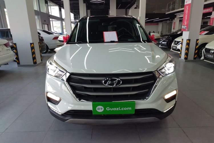 北京现代ix25 2017款 1.6L 自动智能型车身外观2