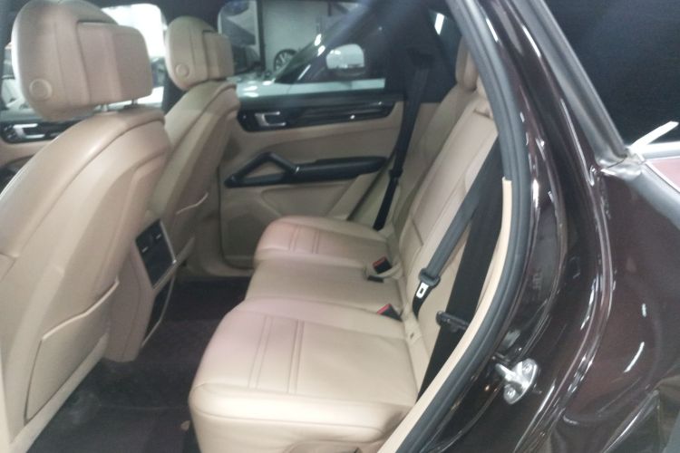 保时捷 2018款 Cayenne 3.0T中控内饰21