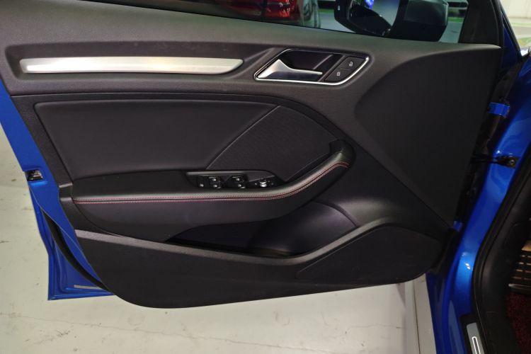 奥迪S3 2019款 S3 2.0T Limousine中控内饰7008