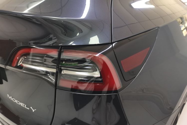 特斯拉 Model Y 2024款 后轮驱动版车身外观6001