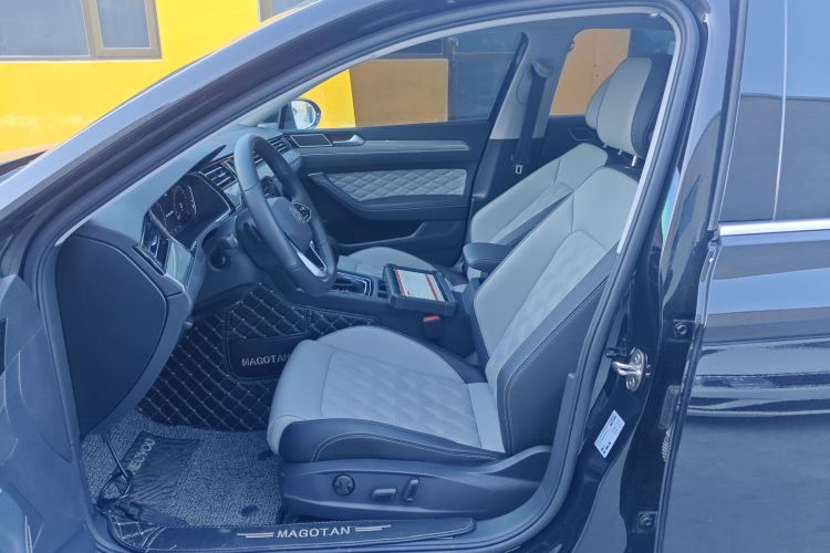 大众 迈腾 2023款 200万辆纪念版 330TSI DSG领先型中控内饰20