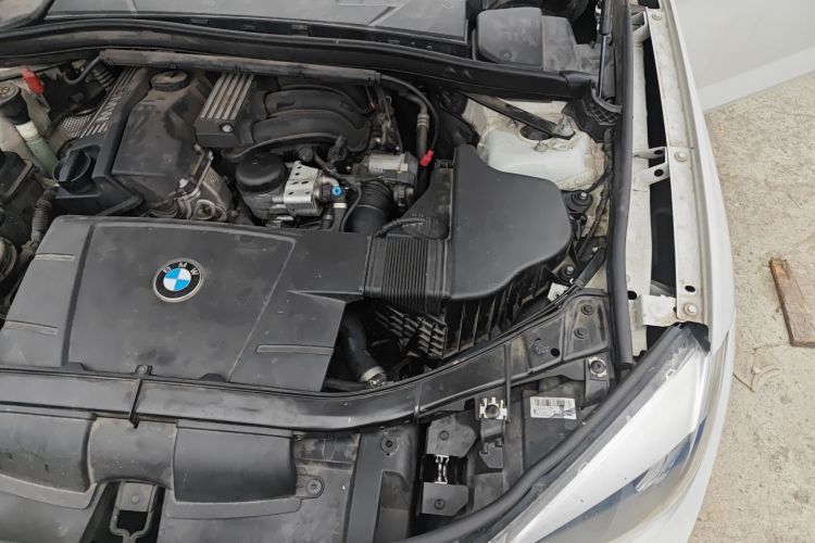 宝马X1 2013款 sDrive18i 时尚型局部细节9007