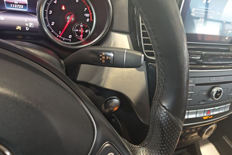 奔驰GLE轿跑 2015款 GLE 320 4MATIC 轿跑SUV中控内饰18