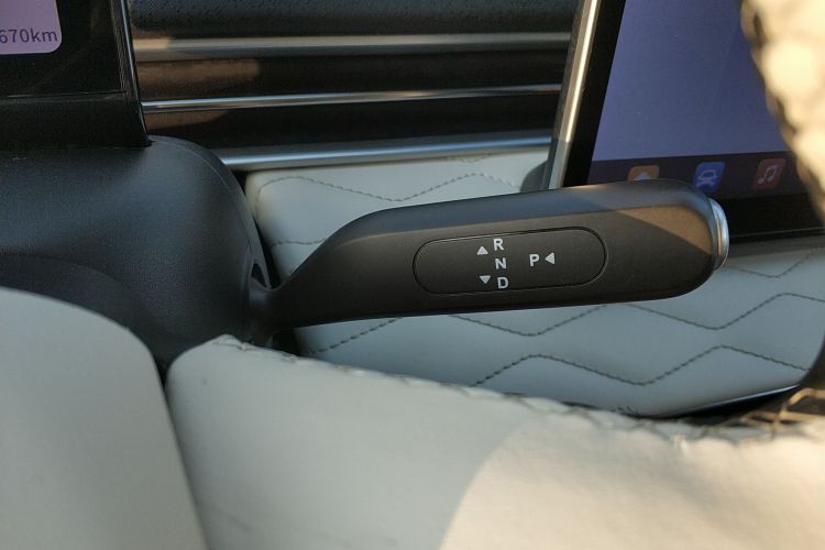 东风纳米 纳米01 2024款 430 Max智+中控内饰18