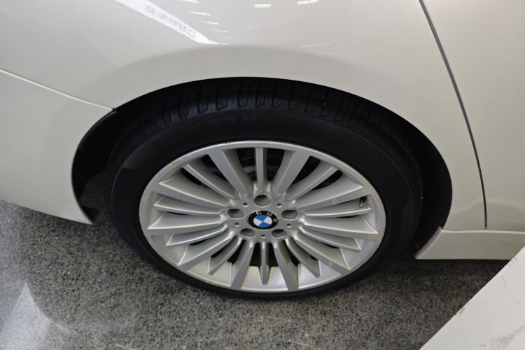 宝马3系 2018款 320Li 时尚型车身外观6008