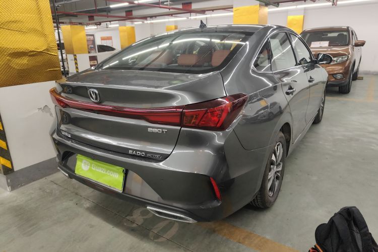 长安 逸动 2024款 PLUS 蓝鲸NE 1.4T GDI DCT高能版车身外观7