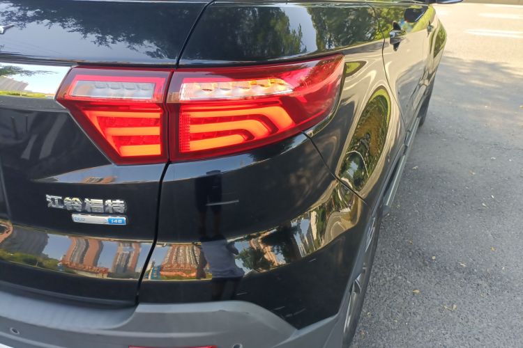 福特 领界 2019款 EcoBoost 145 CVT铂领型 国VI车身外观6006