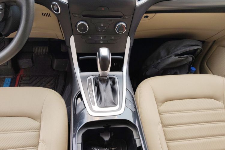 福特 锐界 2016款 EcoBoost 245 两驱精锐型 5座中控内饰18