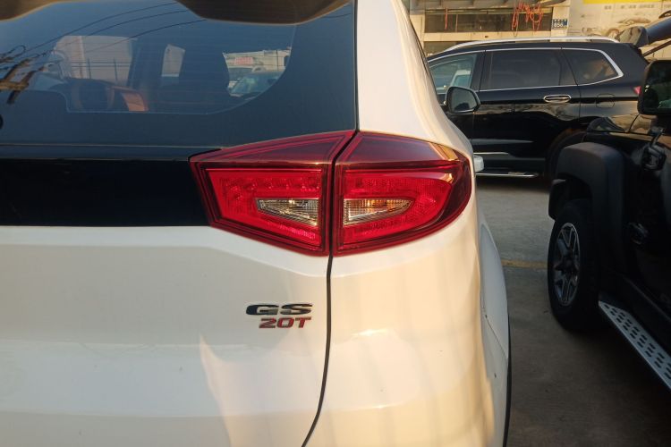 名爵 锐腾 2017款 20T 自动尊享版车身外观9