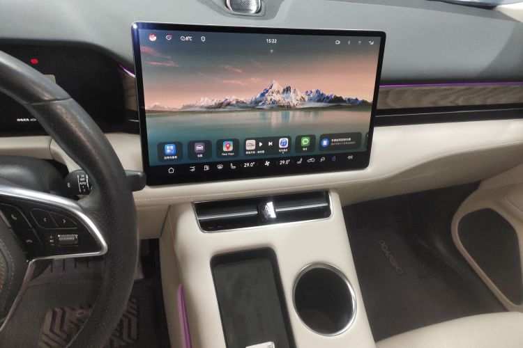 鸿蒙智行 问界M5 2022款 增程四驱性能版中控内饰16