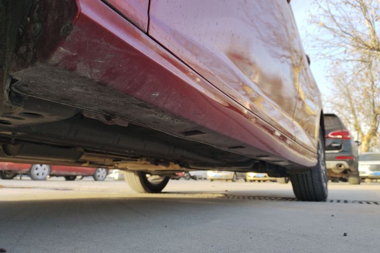 东风风神 奕炫 2020款 230T 自动炫目曜夜骑士版局部细节9002