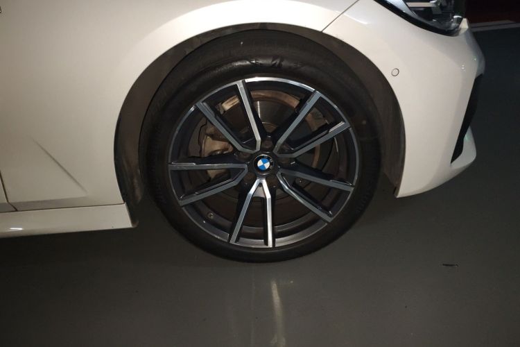 宝马3系 2020款 325Li M运动套装车身外观6007