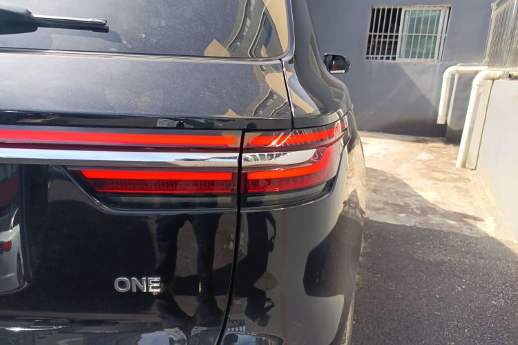 理想汽车 理想ONE 2021款 增程6座版车身外观9