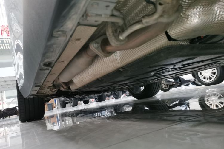 零跑汽车 零跑C16 2026款 增程 280激光雷达智尊版 6座局部细节9002