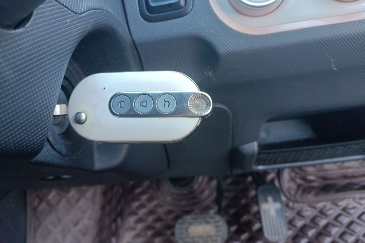 五菱汽车 宏光MINIEV 2022款 马卡龙臻享款 磷酸铁锂中控内饰11