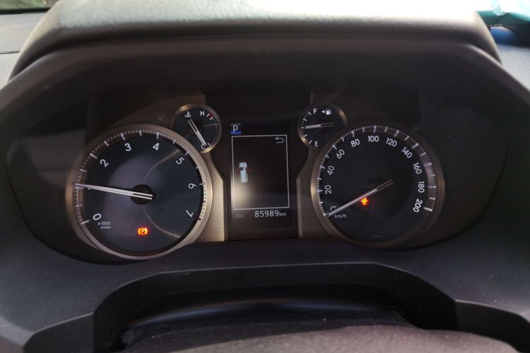 丰田 普拉多 2019款 3.5L 自动TX-L尊享版后挂备胎中控内饰14