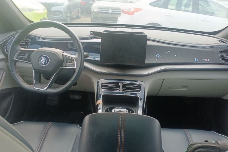 比亚迪 秦PLUS 2021款 DM-i 55KM 旗舰型中控内饰7002