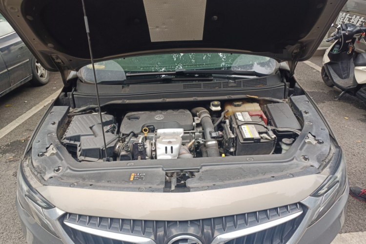 别克GL6 2018款 18T 6座豪华型局部细节24