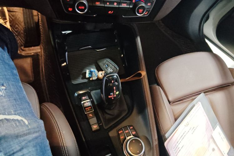 宝马X1 2022款 改款 xDrive25Li 尊享型局部细节18