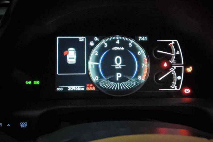 雷克萨斯ES 2025款 200 臻享版中控内饰14