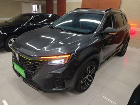 荣威RX5 2023款 PLUS 330TGI 自动领潮智臻版