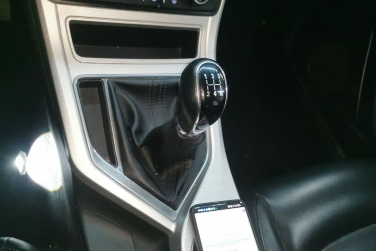 吉利汽车 远景 2018款 1.5L 手动幸福版中控内饰18